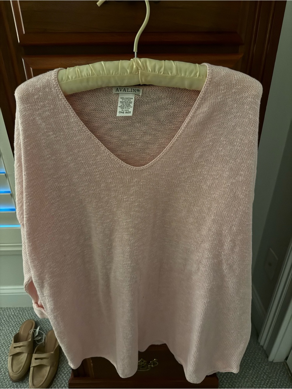 New Avalin 100% cotton V neck Tunic. One Size.  Large roomy tunic.